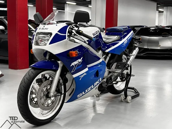 Suzuki RGV 250 2t Gamma Principale