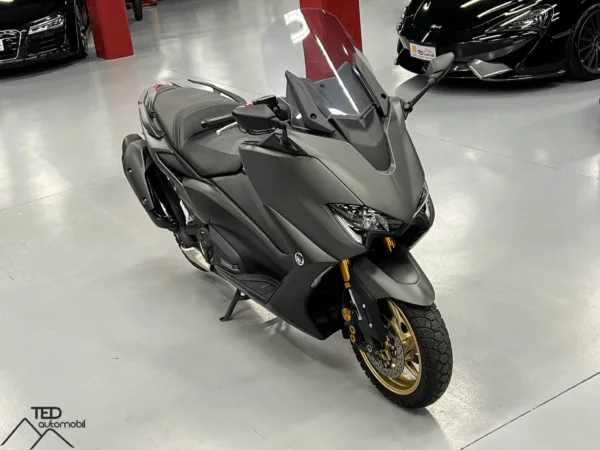 Yamaha TMAX XP 560 04