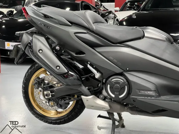 Yamaha TMAX XP 560 06