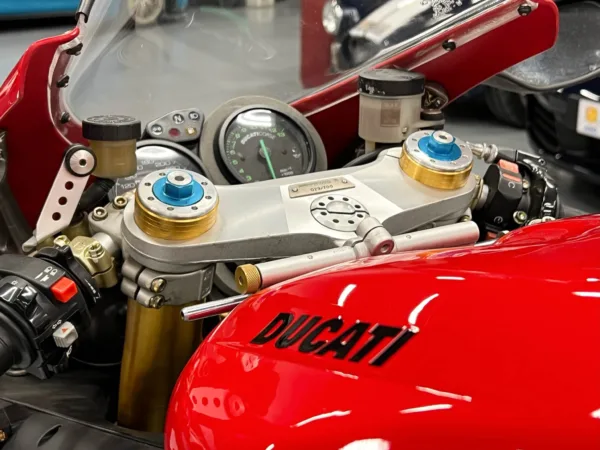 Ducati 998 R 29 700 15