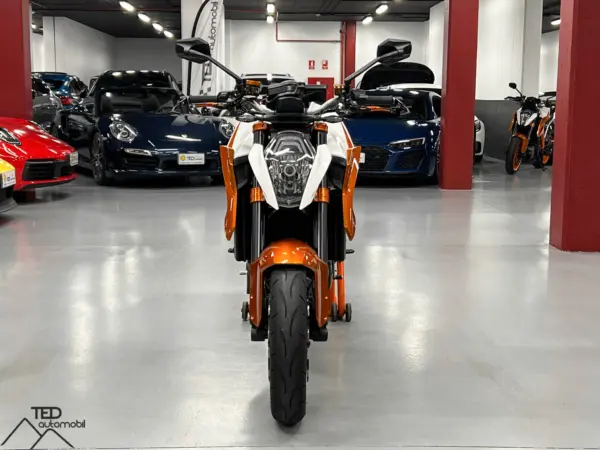 KTM 1290 Super Duke R Special Edition 02