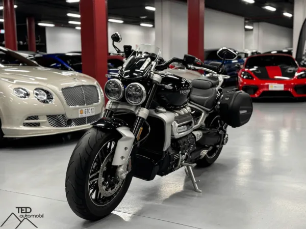 Triumph Rocket 3 GT 167cv Principale