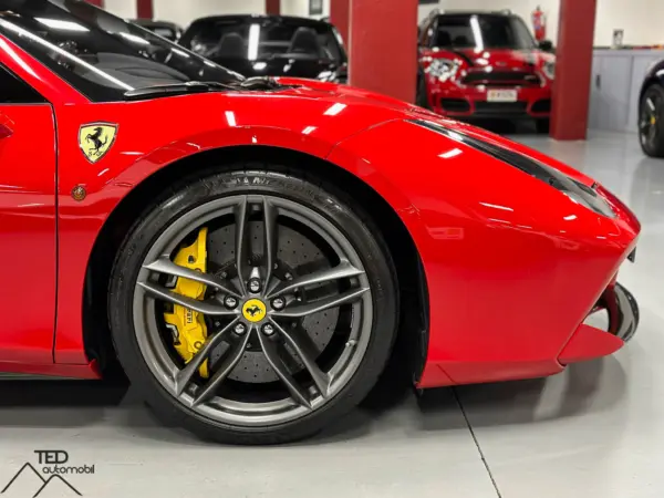 Ferrari 488 Spider 670cv Carbon 06