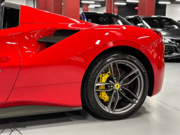 Ferrari 488 Spider 670cv Carbon 15