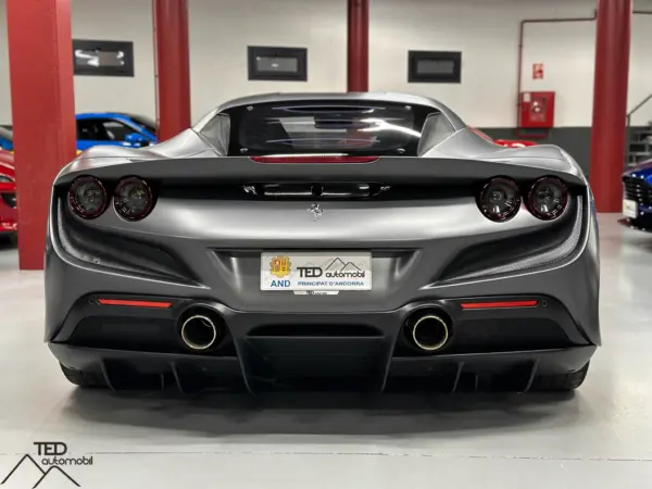 Ferrari F8 Tributo 720cv 08