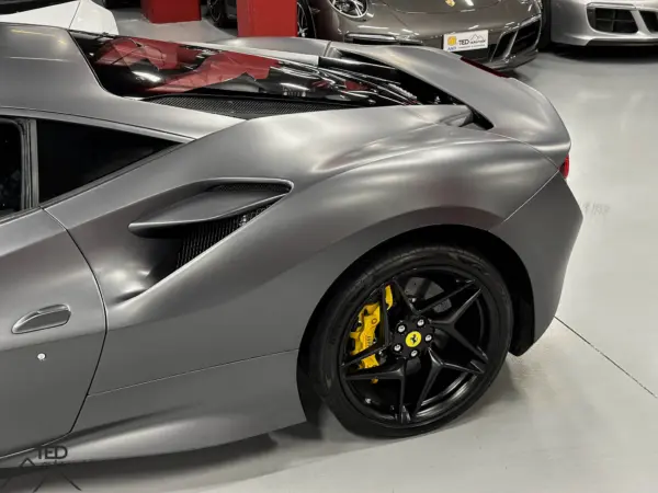 Ferrari F8 Tributo 720cv 11