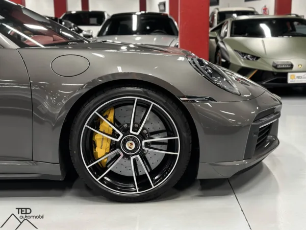 Porsche 911 992 Turbo S Cabriolet 650cv 04