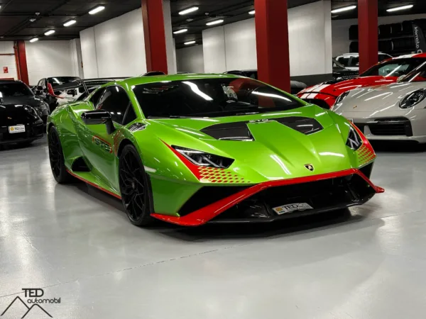 Lamborghini Huracan STO 03