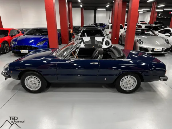 Alfa Romeo Spider 1974 Restaurat 09