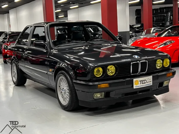 BMW 325is 170cv amb 342 unitats fabricats 03