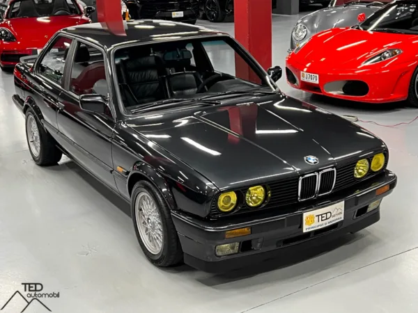 BMW 325is 170cv amb 342 unitats fabricats 04