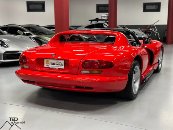 Dodge Viper RT 10 406cv 06