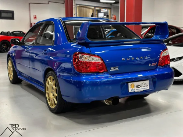 Subaru Impreza STI 265cv 10