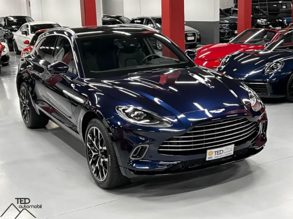 Aston Martin DBX V8 550cv 04