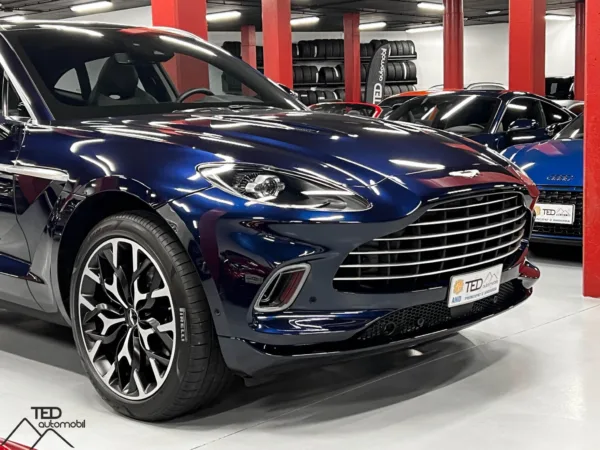 Aston Martin DBX V8 550cv 05