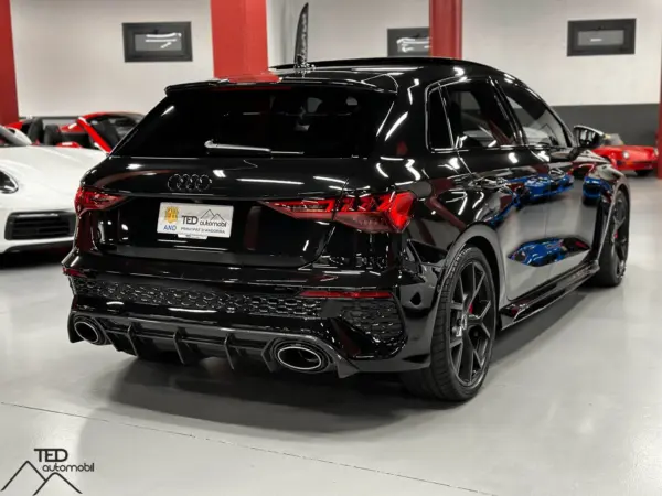 Audi RS3 400cv Akrapovic 07