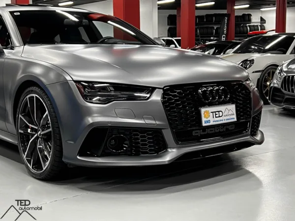 Audi RS7 Performance 605cv gris mate 05