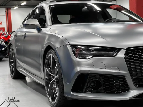 Audi RS7 Performance 605cv gris mate 06