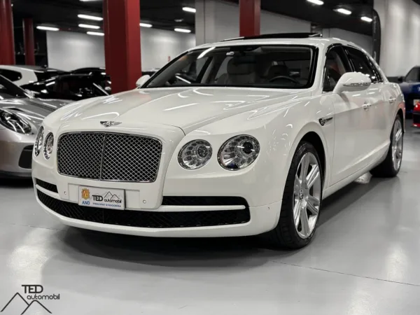 Bentley Continental Flying Spur 4x4 V8 507cv Principale