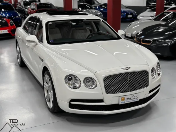 Bentley Continental Flying Spur 4x4 V8 507cv 03