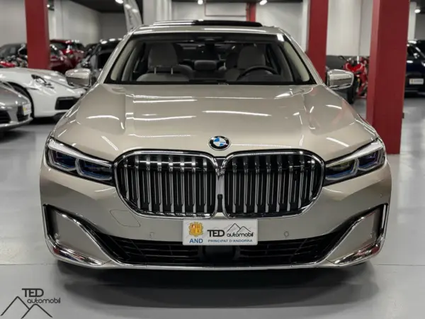 BMW 740d X Drive 02