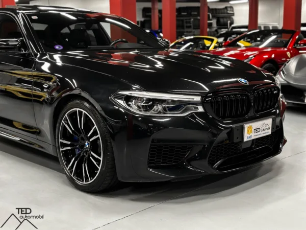 BMW M5 competition 625cv X Drive 05