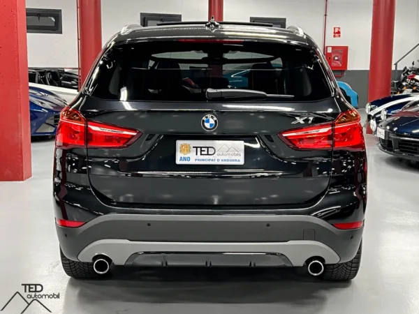 BMW X1 25d X Drive 231cv 08