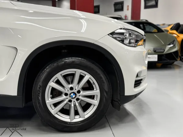 BMW X5 30d 258cv X Drive 04