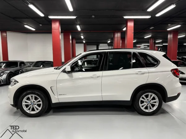 BMW X5 30d 258cv X Drive 08