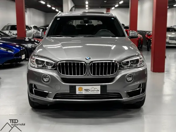 BMW X5 40e X Drive 313cv 02