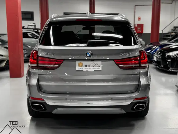 BMW X5 40e X Drive 313cv 06