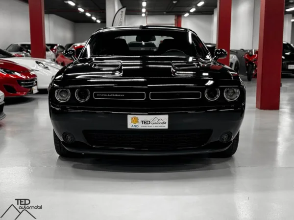 Dodge Challenger SXT 309cv 02