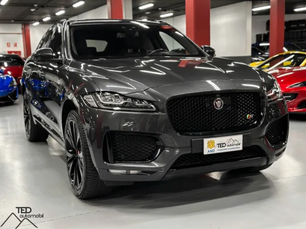 Jaguar F Pace S 380cv 03