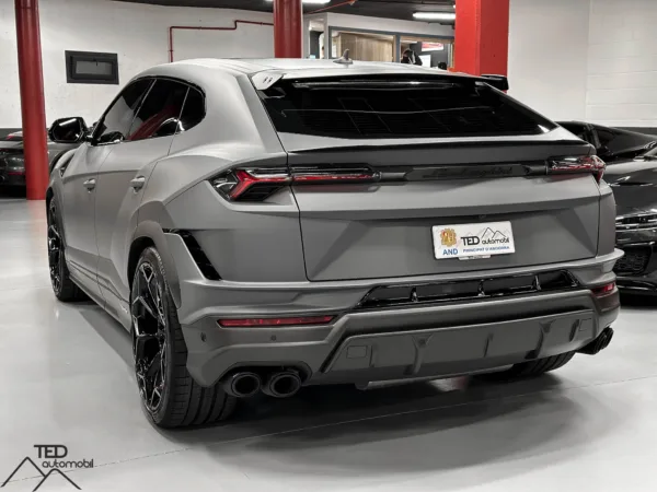 Lamborghini Urus Performante 666cv Gris 08