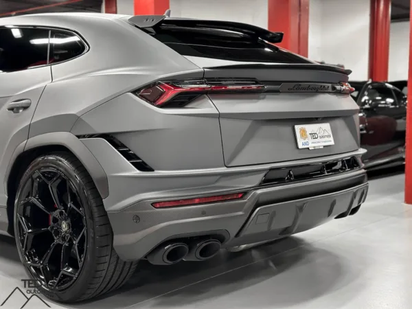 Lamborghini Urus Performante 666cv Gris 09