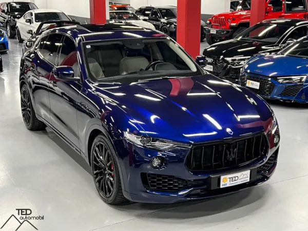 Maserati Levante S 430cv 03