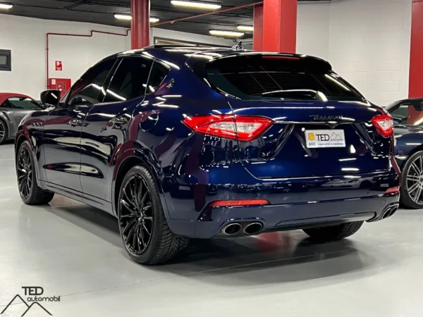 Maserati Levante S 430cv 07