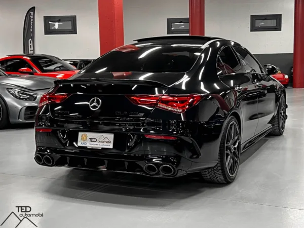 Mercedes CLA45s AMG 4 Matic 421cv 06