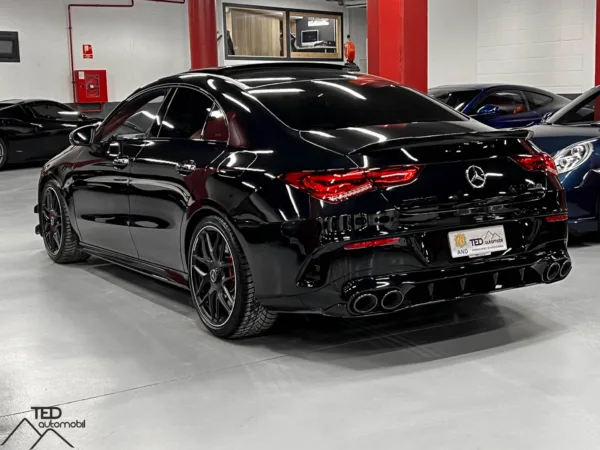 Mercedes CLA45s AMG 4 Matic 421cv 08