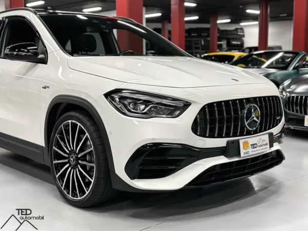 Mercedes GLA45 AMG 4 Matic 387cv 04