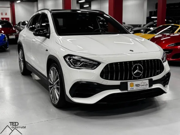 Mercedes GLA45 AMG 4 Matic 387cv n02 03