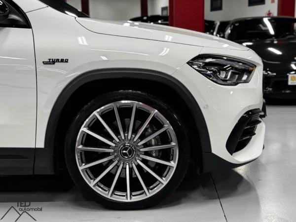 Mercedes GLA45 AMG 4 Matic 387cv n02 06