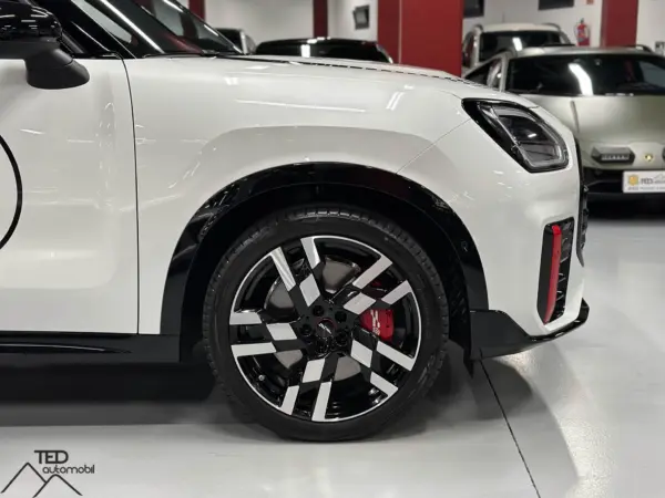 Mini Countryman Works 300cv 2024 04