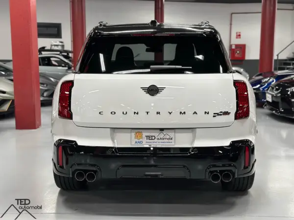 Mini Countryman Works 300cv 2024 06