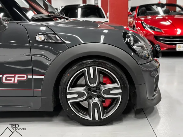 Mini John Cooper Works GP2 218cv 06