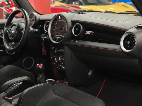 Mini John Cooper Works GP2 218cv 14