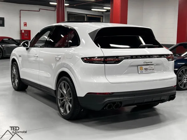 Porsche Cayenne E Hybrid 462cv Blanc 09