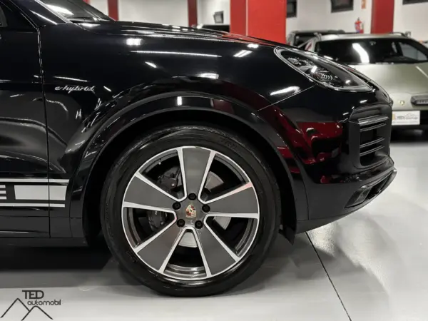 Porsche Cayenne E Hybrid 462cv Negre 04