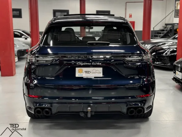 Porsche Cayenne Turbo 550cv 06