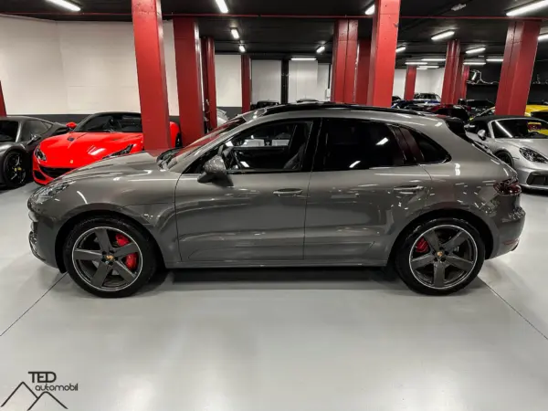 Porsche Macan Turbo 400cv Gris 07